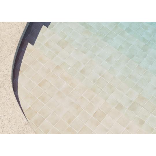 kismeretu bezs medence fagyallo rusztikus kohatasu padloburkolat mediterran 15x15cm fagyallo csuszasmentes medence terasz furdoszoba jarolap csempe .jpg